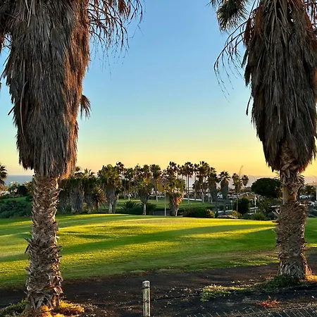 The Fairways Golf Del Sur 公寓