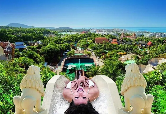 The Fairways Golf Del Sur * 圣米格尔德阿沃纳